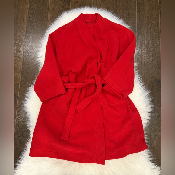 Red Fleece Kimono Style Robe - Picture 8 of 8